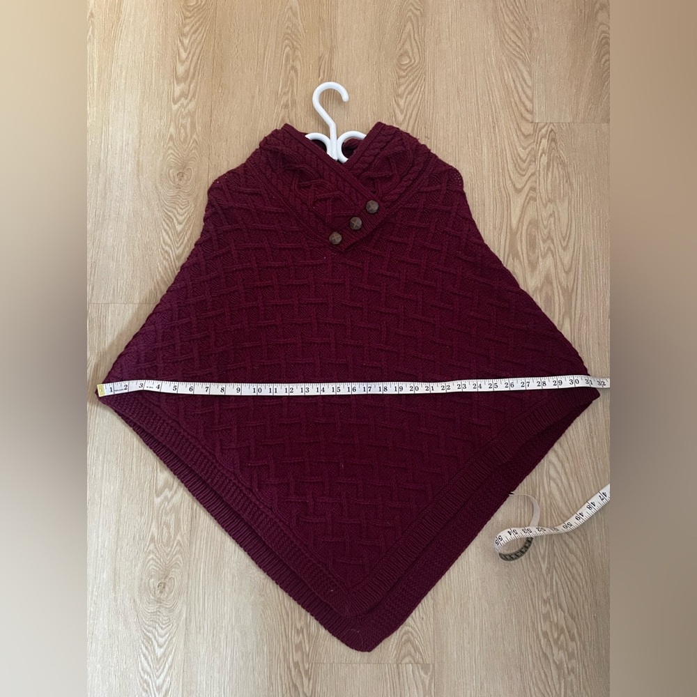 Quiet Luxury Aran Mor Merino Wool Poncho S Burgundy Cable Knit - Picture 8 of 13